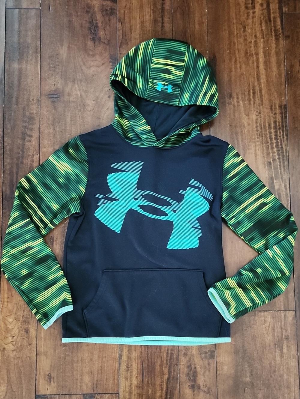 Under Armour Kids Black Hoodie with Green Striped Sleeves & Teal Logo Youth XL